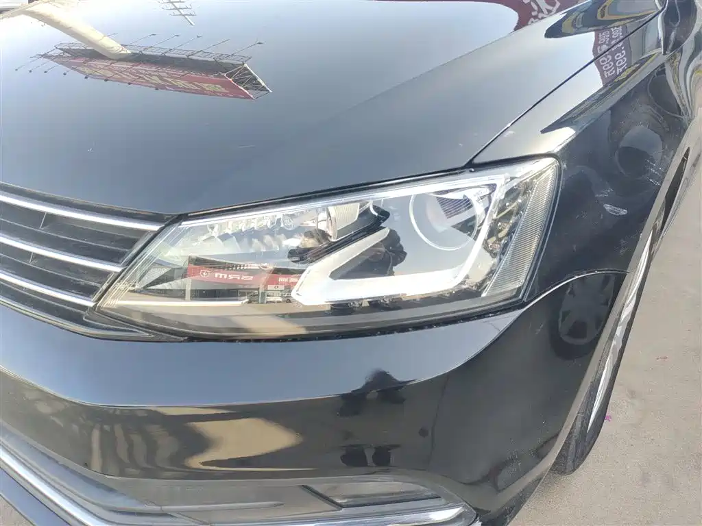Volkswagen Sagitar 2015 230TSI Automatic Comfort фото 18