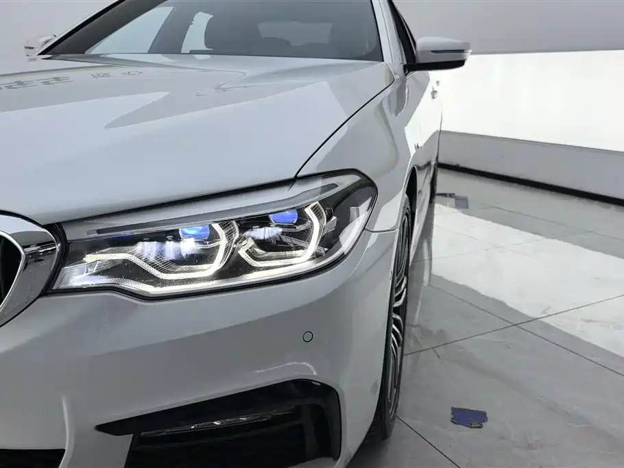 BMW 5 Series 2018 Facelift 530Li Leading M Sport Package фото 5