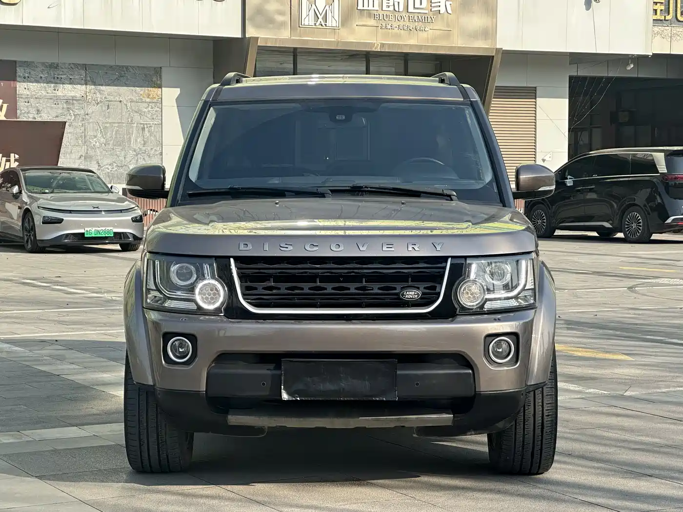 Land Rover Discovery 2015 3.0 SDV6 HSE Diesel фото 2