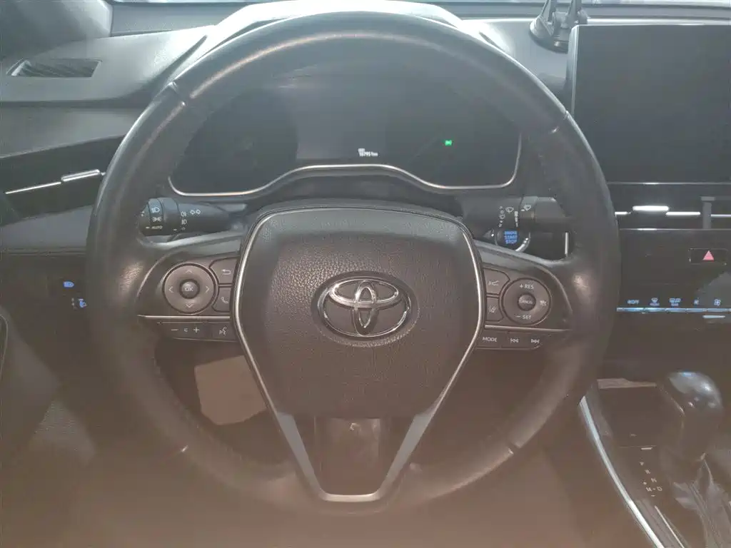 Toyota Avalon 2022 2.0L Luxury Edition фото 7