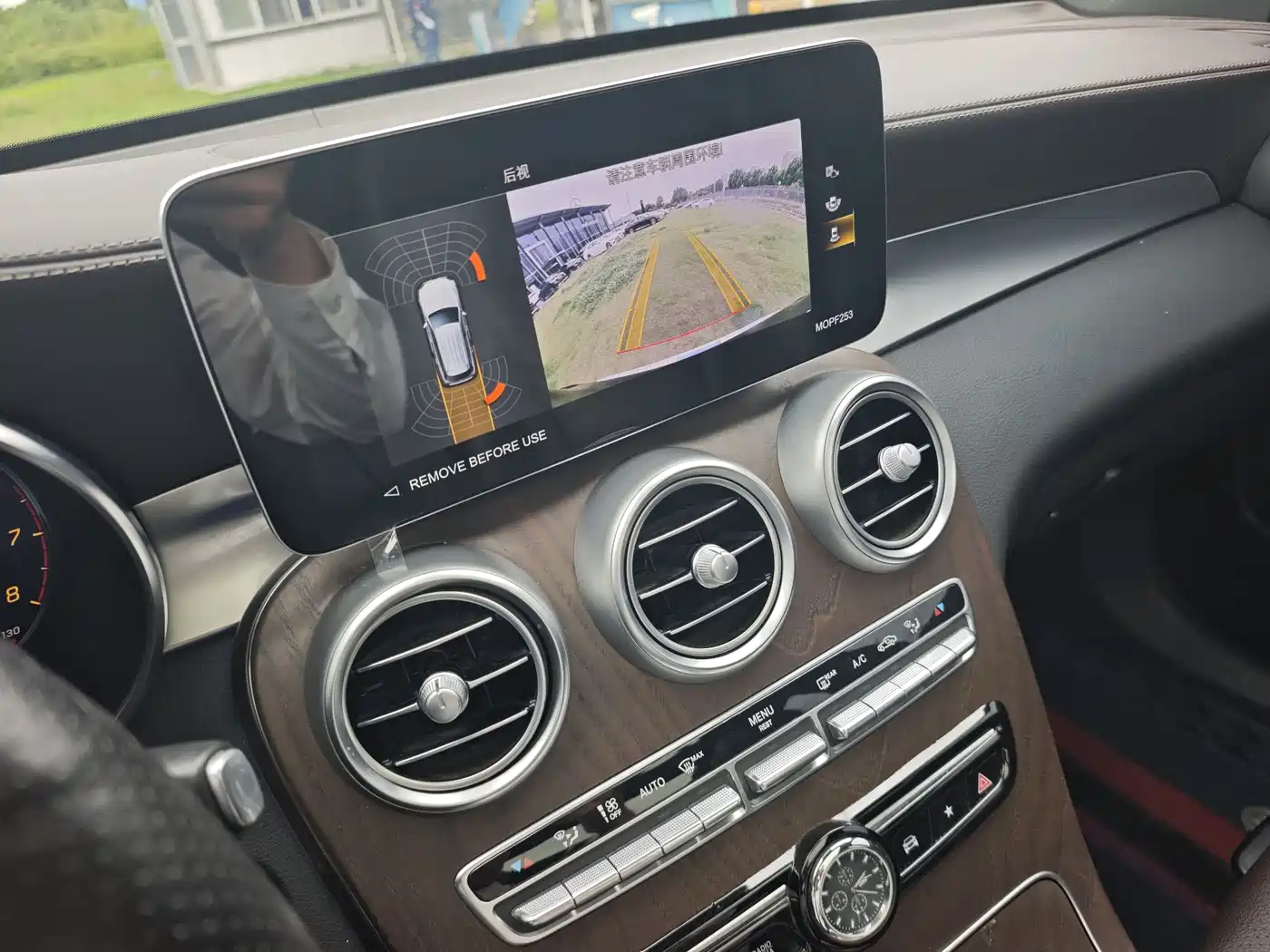 Mercedes-Benz GLC 2022 Model GLC 300 L 4MATIC Dynamic Edition фото 16