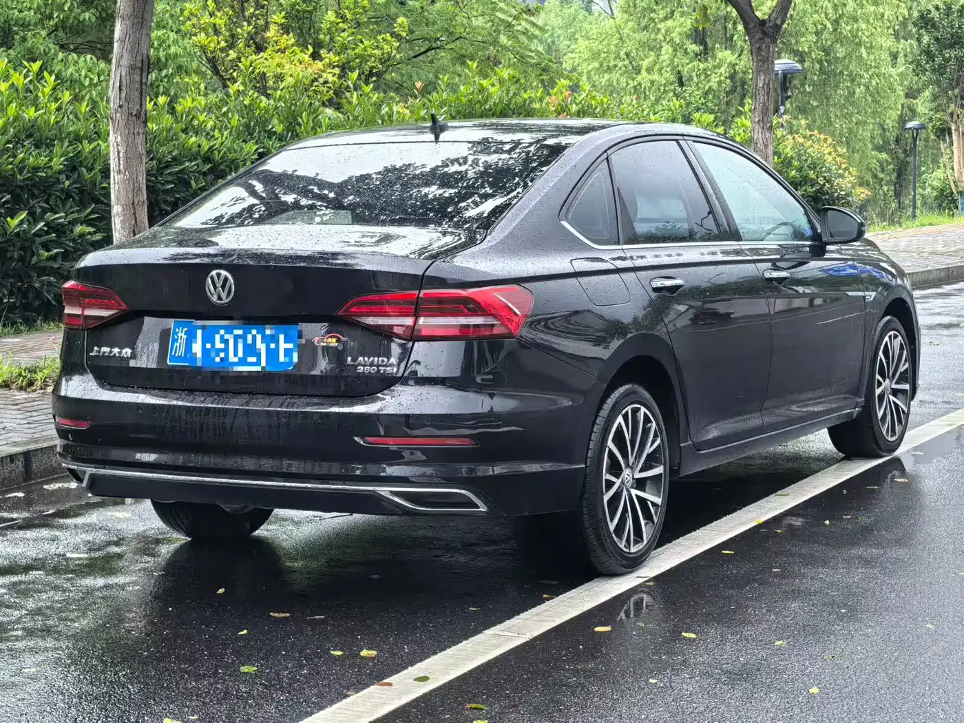 Volkswagen Lavida 2019 280TSI DSG Luxury Edition China VI фото 2