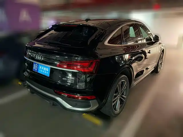 Audi Q5L Sportback 2021 45 TFSI Luxury — фото 2
