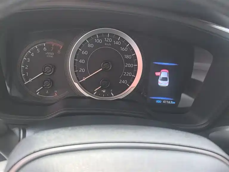 Toyota Levin 2022 185T CVT Sport Edition фото 8
