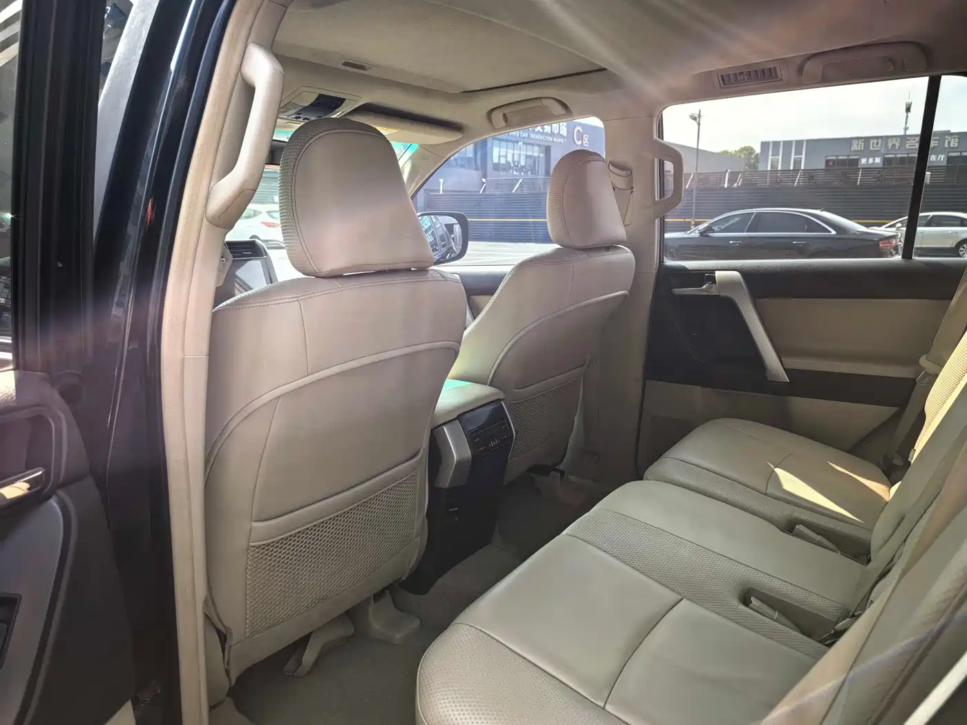 Toyota Prado 2010 4.0L Automatic TX-L фото 12