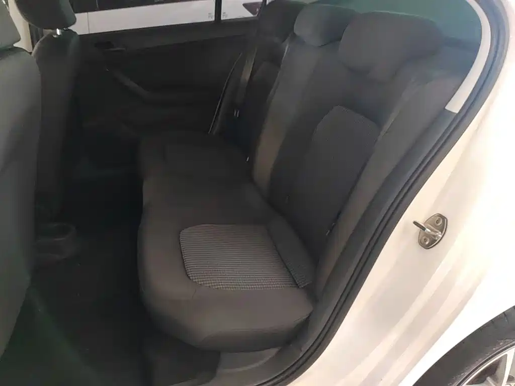 Volkswagen Santana 2021 1.5L Automatic Trend Edition фото 17