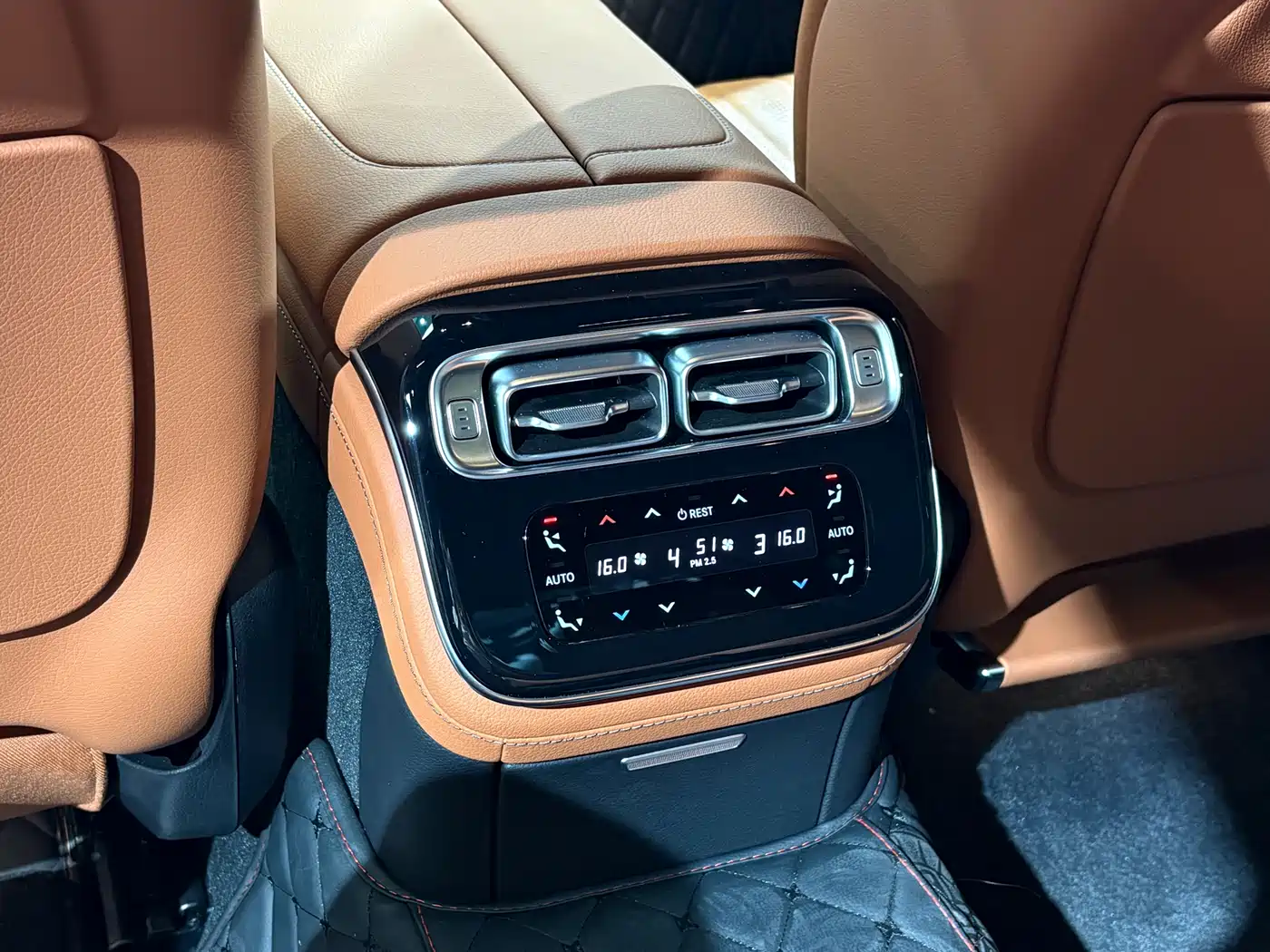 Mercedes-Benz S-Class 2024 Facelift S 450 L 4MATIC фото 16