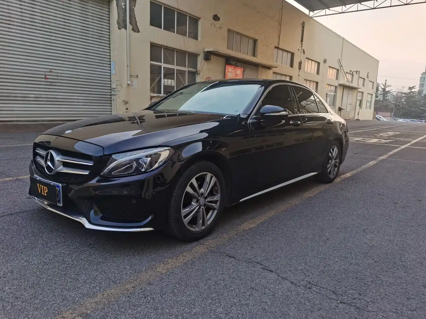 Mercedes-Benz C-Class 2015 Facelift C 200 L Sport фото 2