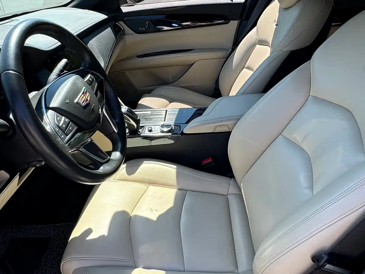 Cadillac CT6 2019 28T Fashion Model фото 22
