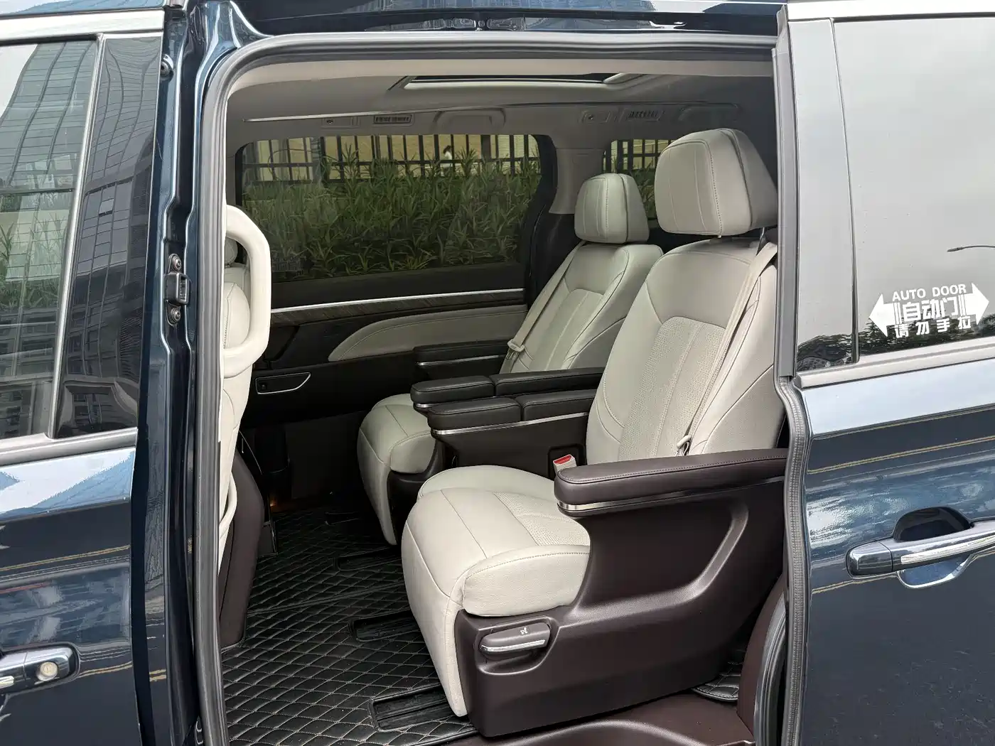 GAC Trumpchi Trumpchi M8 2021 Master Series 390T Ultimate Edition фото 15
