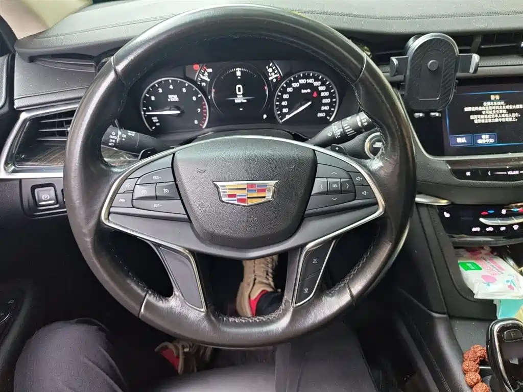 Cadillac XT5 2018 28T 4WD Luxury фото 3