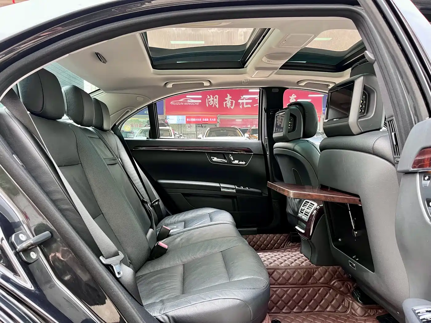Mercedes-Benz S-Class 2012 S 350 L Grand Edition фото 12