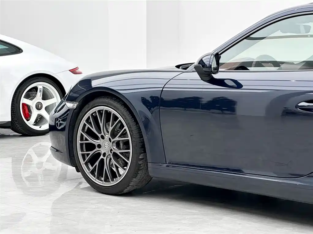 Porsche 911 2016 Carrera 3.0T фото 9