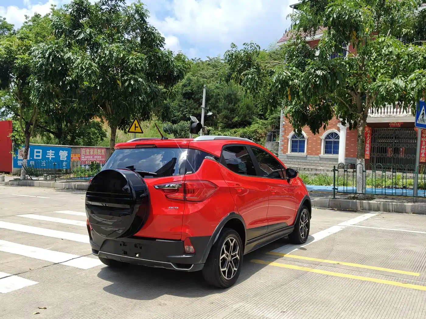 BYD Yuan Pro 2021 Eternal Love Edition фото 11
