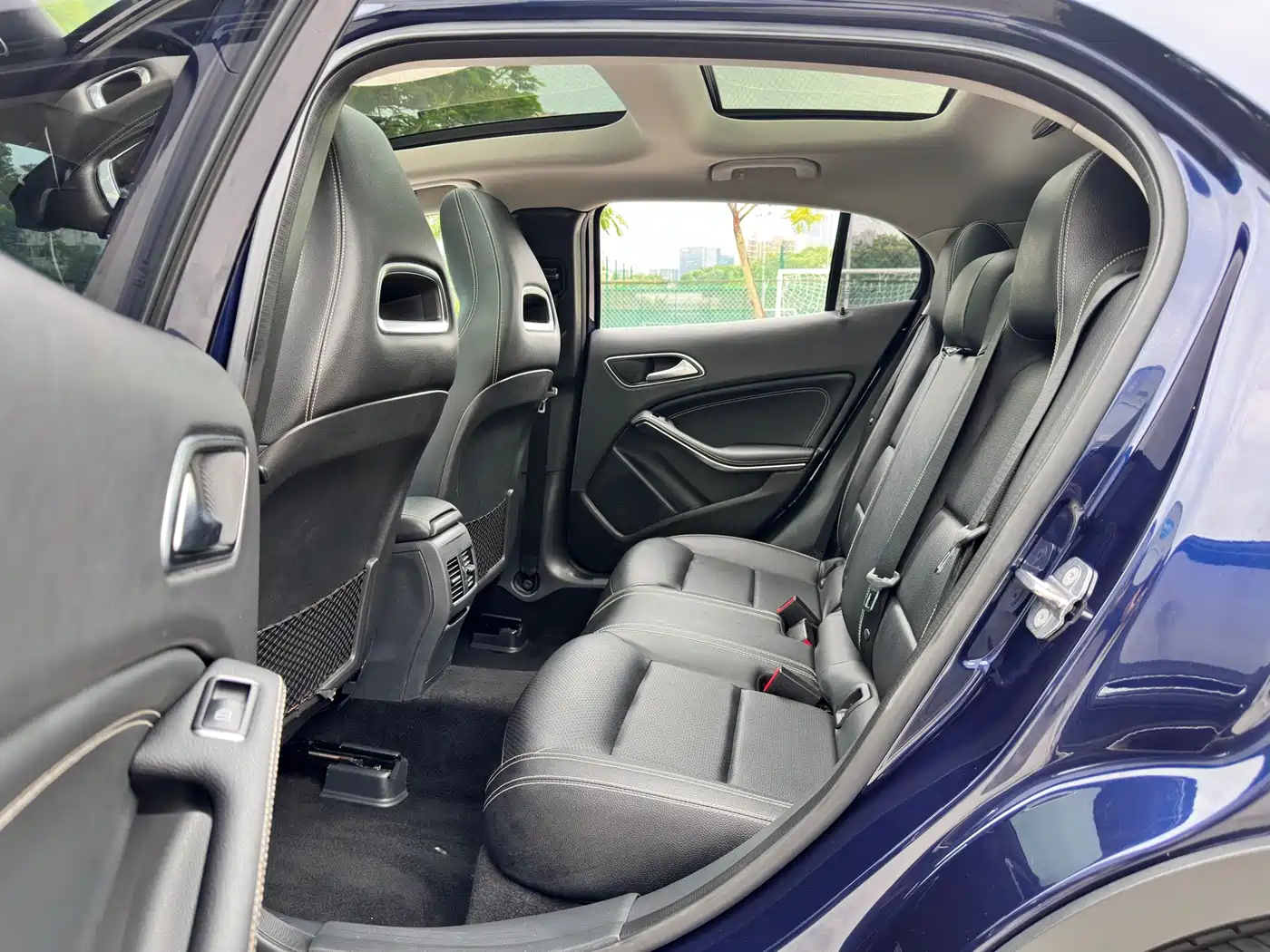 Mercedes-Benz GLA 2018 GLA 200 Dynamic фото 9