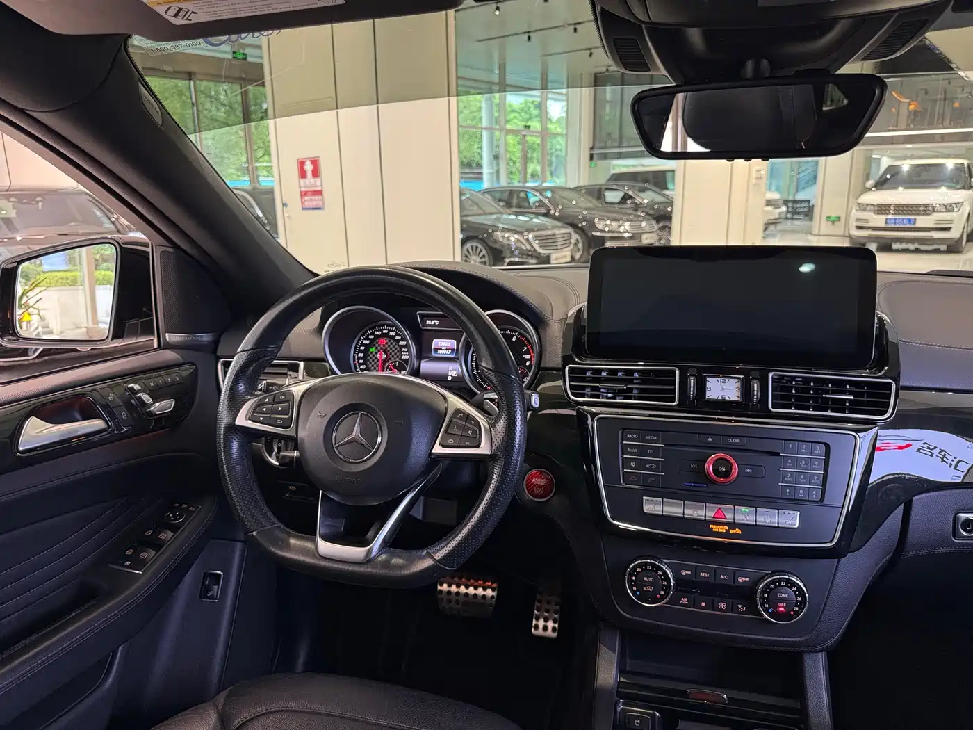Mercedes-Benz GLE Coupe AMG 2017 AMG GLE 43 4MATIC Coupe SUV фото 13