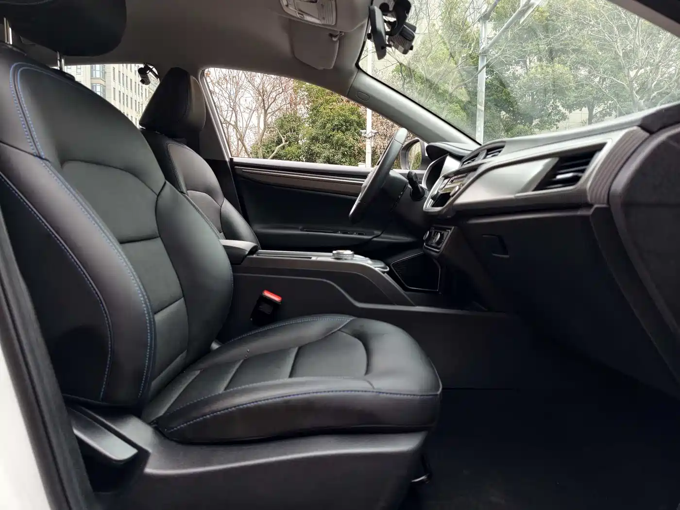 GEELY AUTOMOBILE EMGRAND NEW ENERGY