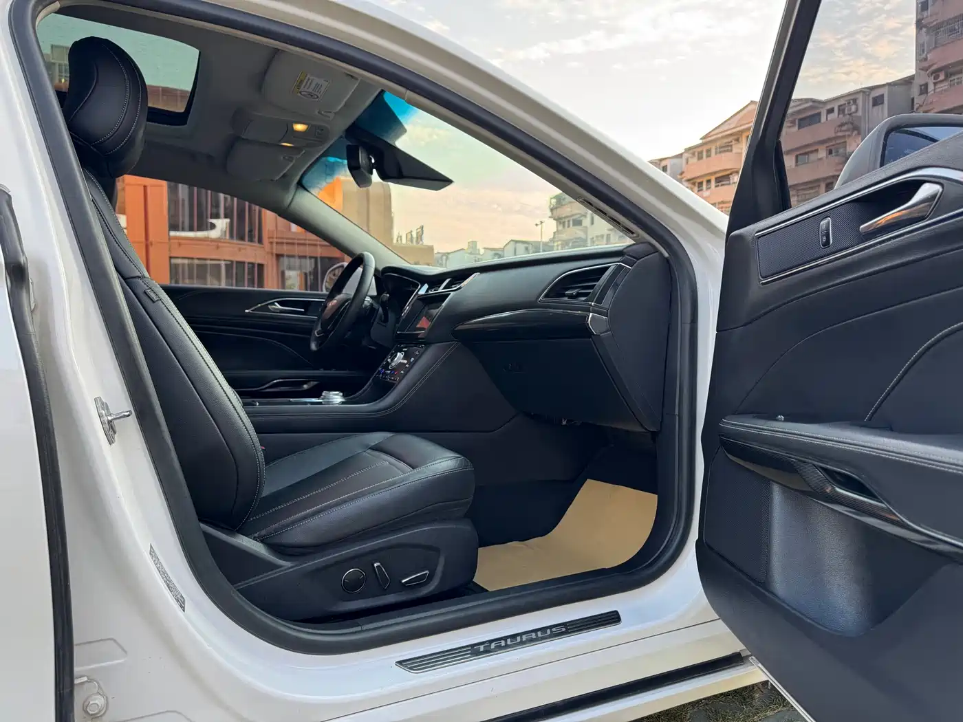 Ford Taurus 2016 2015 EcoBoost 245 Luxury
