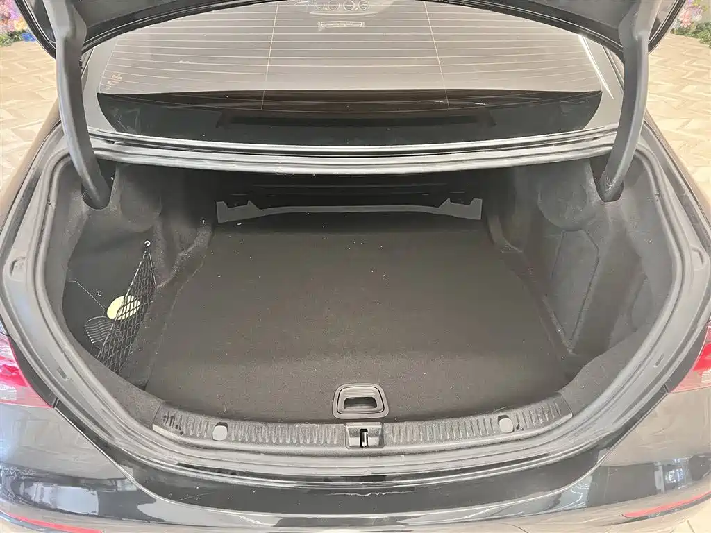 Mercedes-Benz E-Class 2021 Facelift E 260 L фото 22