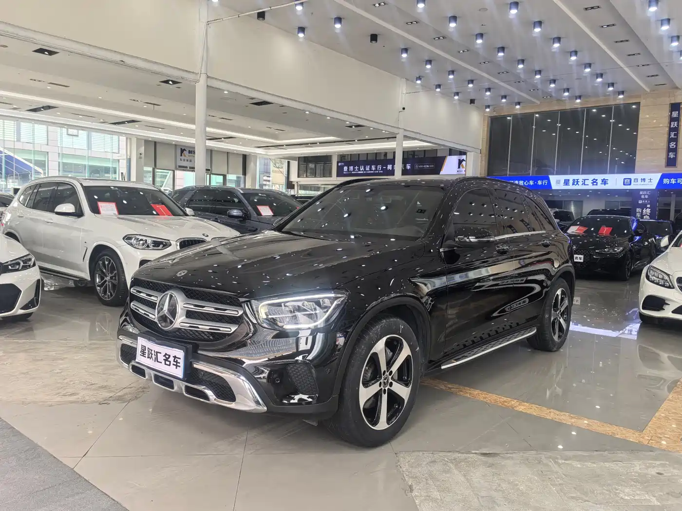 MERCEDES-BENZ GLC
