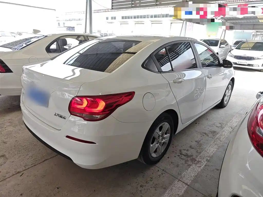 Chevrolet Cavalier 2019 320 Auto Sunroof Enjoyment Edition фото 7