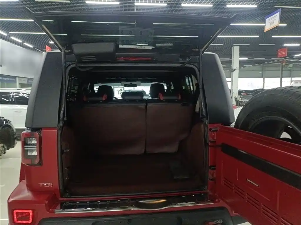 BAIC ORV Beijing Offroad BJ40 2024 2.0D Blade Hero Glory Edition фото 15