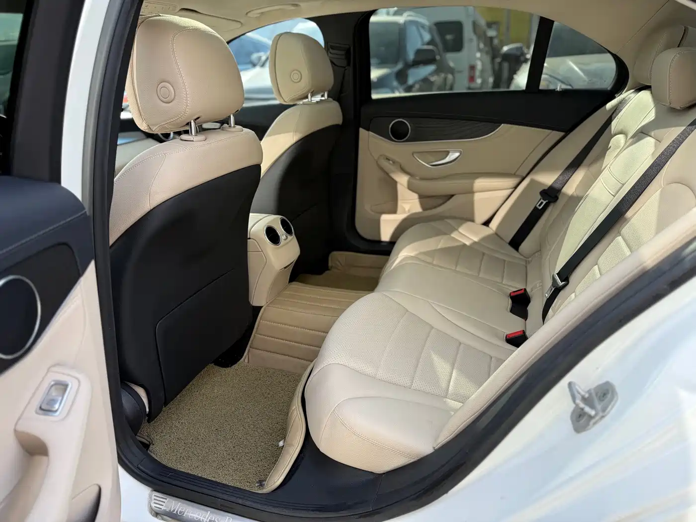 Mercedes-Benz C-Class 2015 2015 Facelift C 200 L Sport