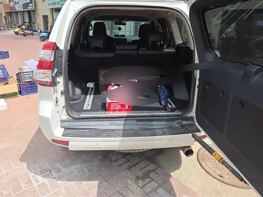 Toyota Prado 2016 3.5L Auto TX-L фото 4