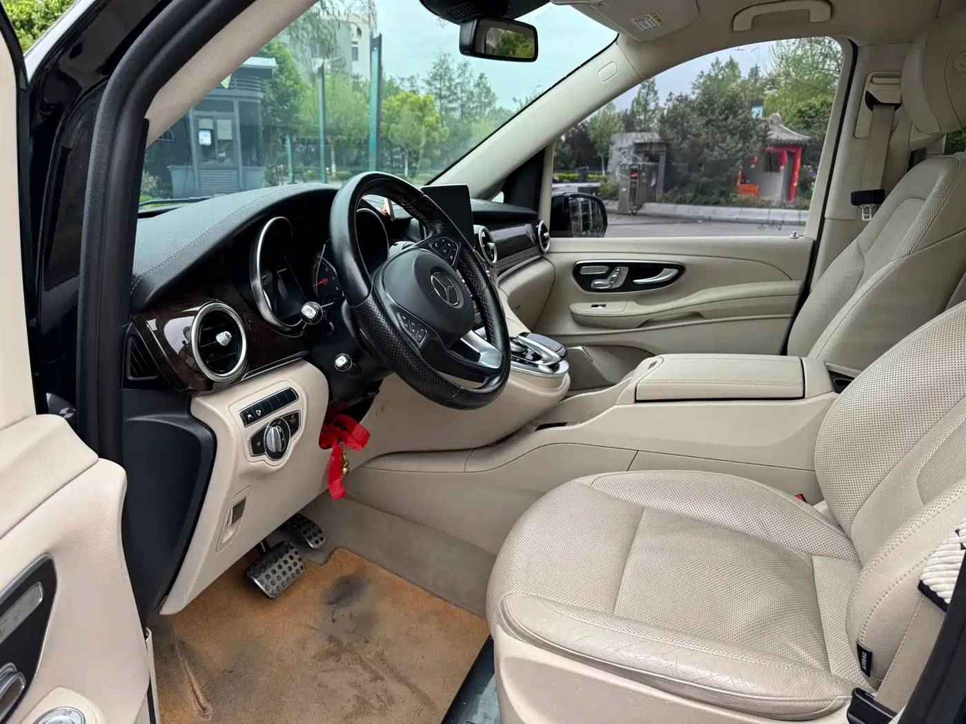 Mercedes-Benz V-Class 2018 V 260 Premium Edition China V фото 9