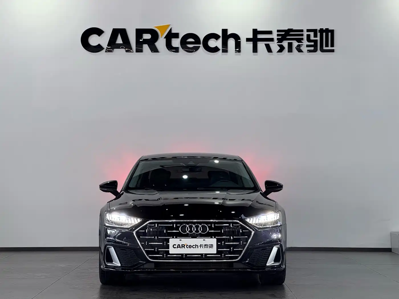 Audi A7L 2024 45TFSI S-line Dream Edition Crystal Package фото 2