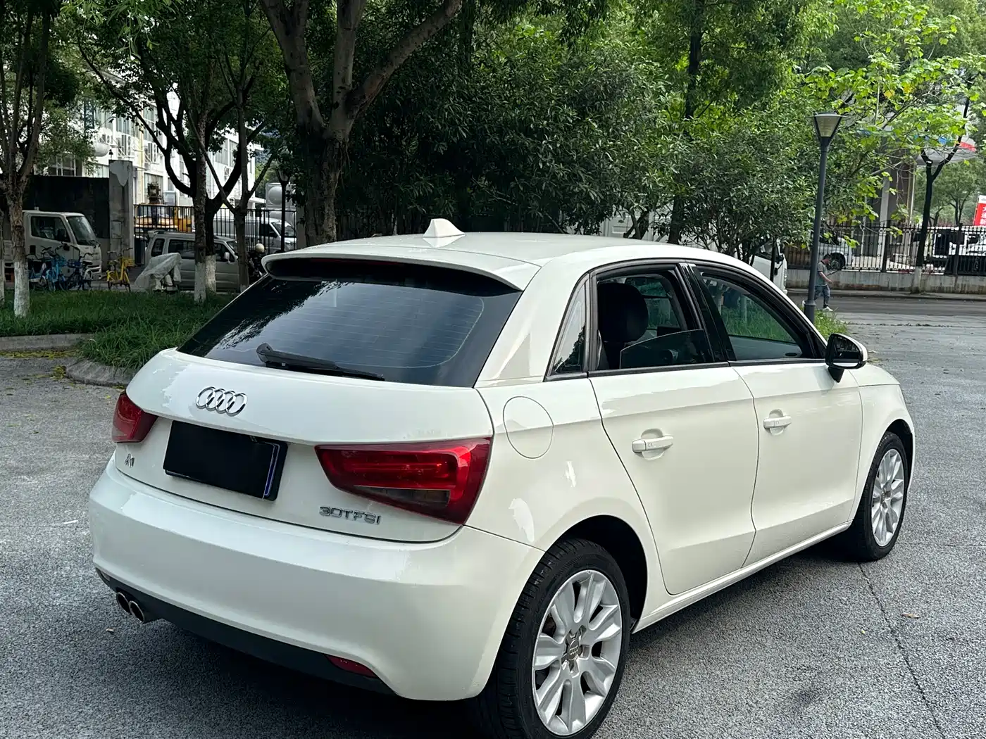Audi A1 2013 Model 30 TFSI Sportback Urban фото 5