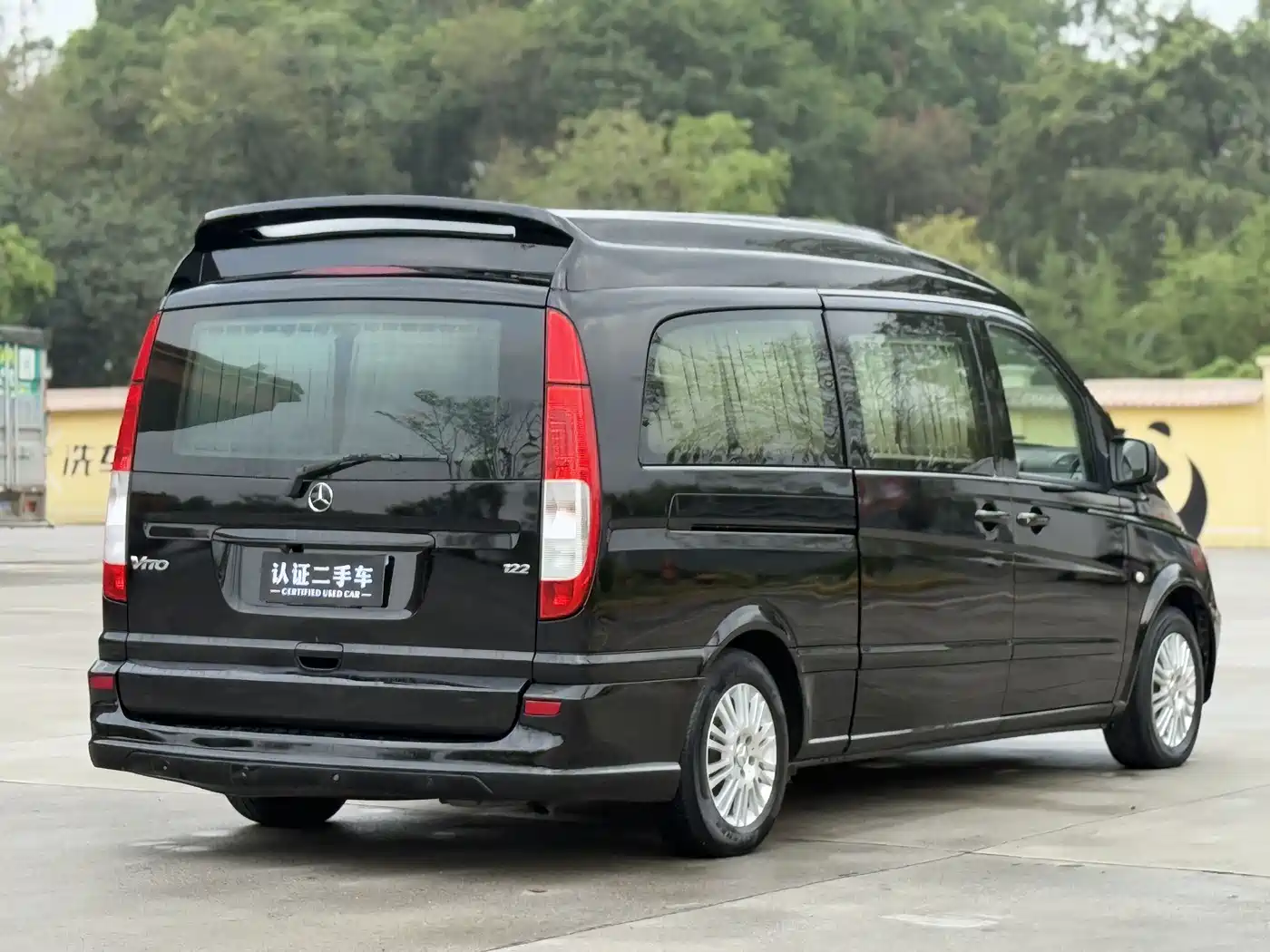 Mercedes-Benz Vito 2013 Model 3.0L Elite Edition фото 8