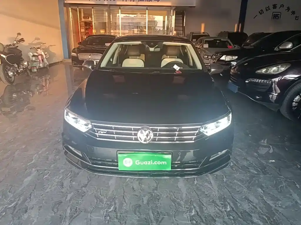 Фото 3 - Volkswagen Magotan