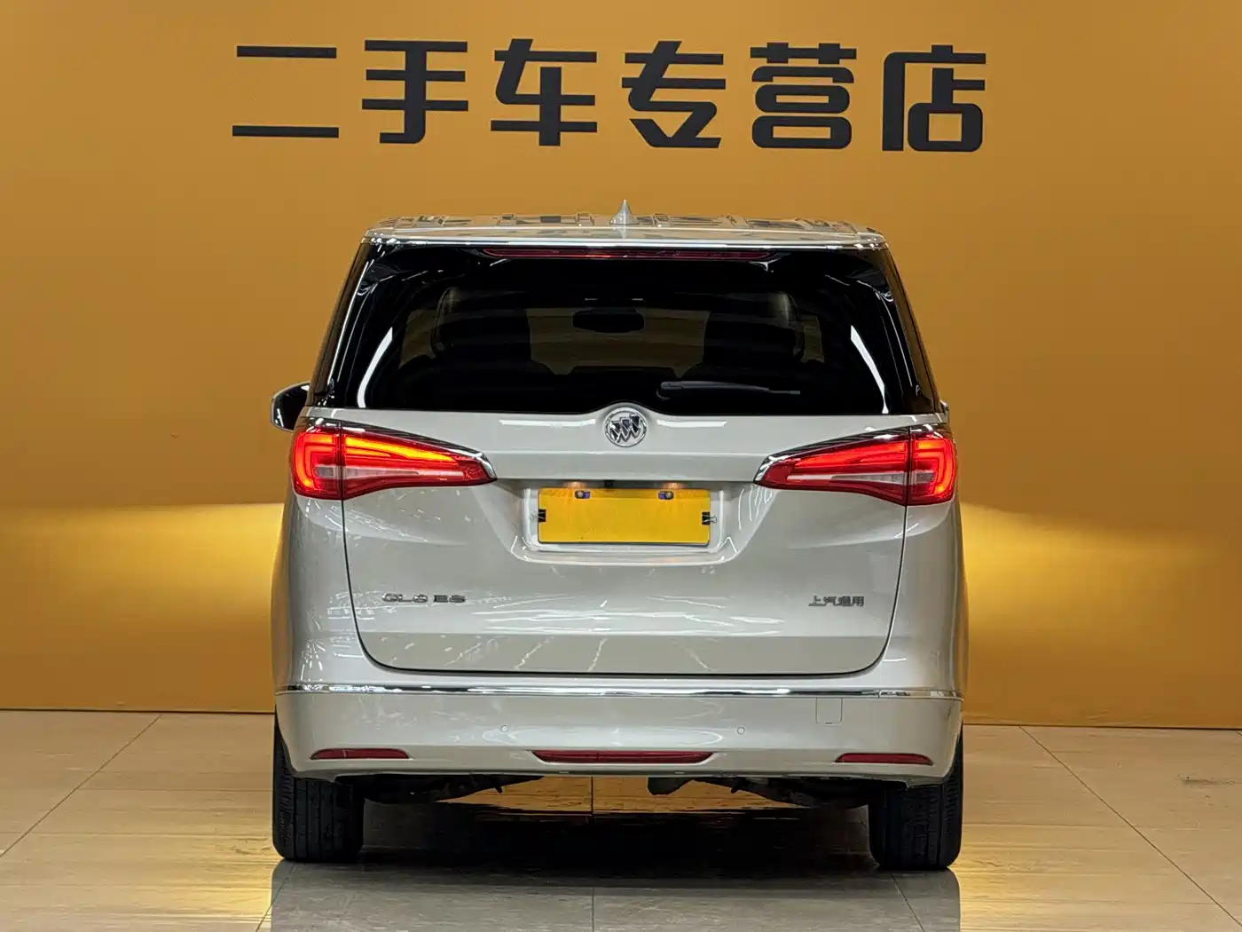 Buick GL8 2017 ES 28T Luxury China V фото 5