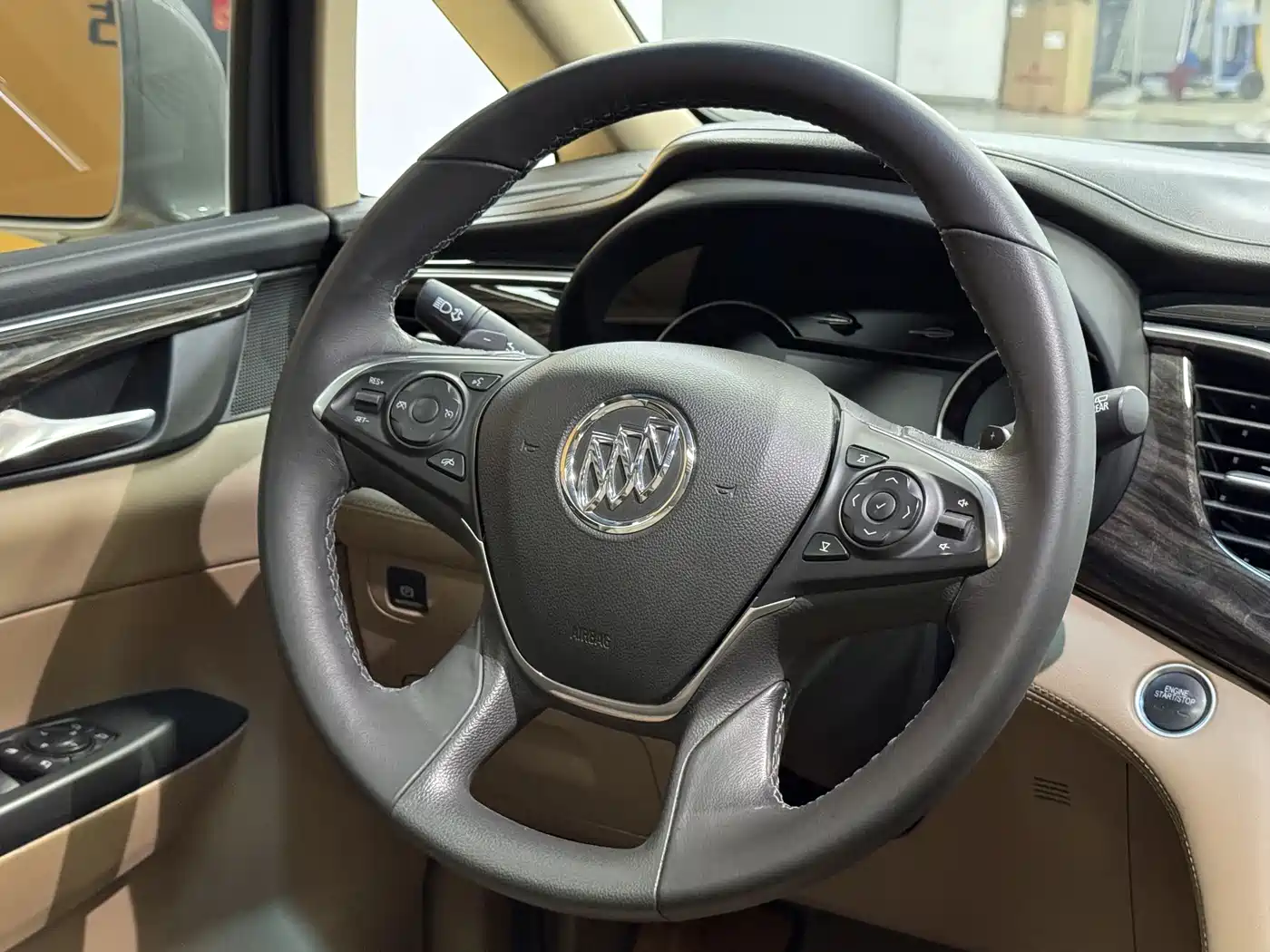Buick GL8 2017 ES 28T Luxury China V фото 7