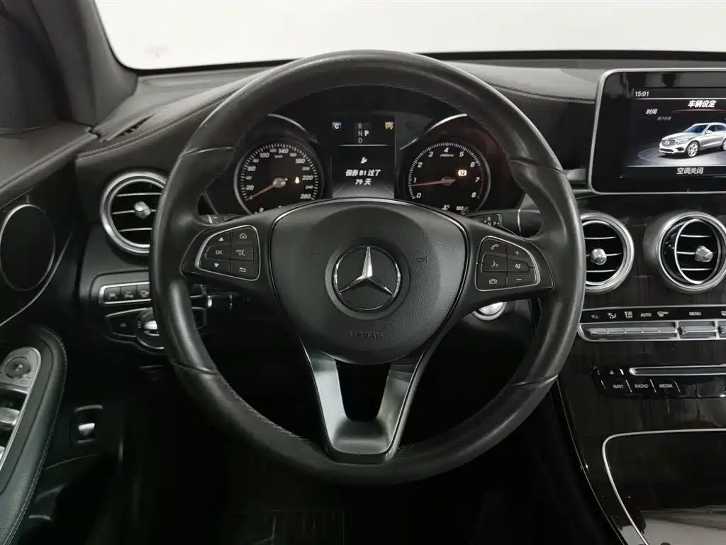 Mercedes-Benz GLC 2018 GLC 260 4MATIC Luxury фото 11