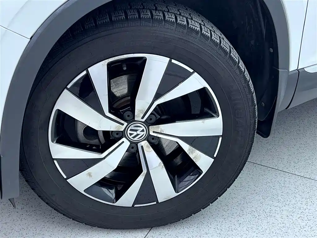Volkswagen Tayron 2019 330TSI 4WD Luxury China V фото 8