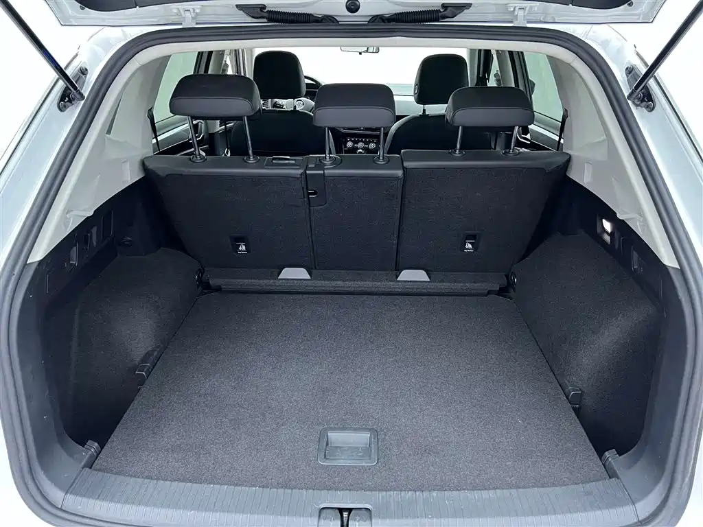 Volkswagen Tayron 2019 330TSI 4WD Luxury China V фото 10