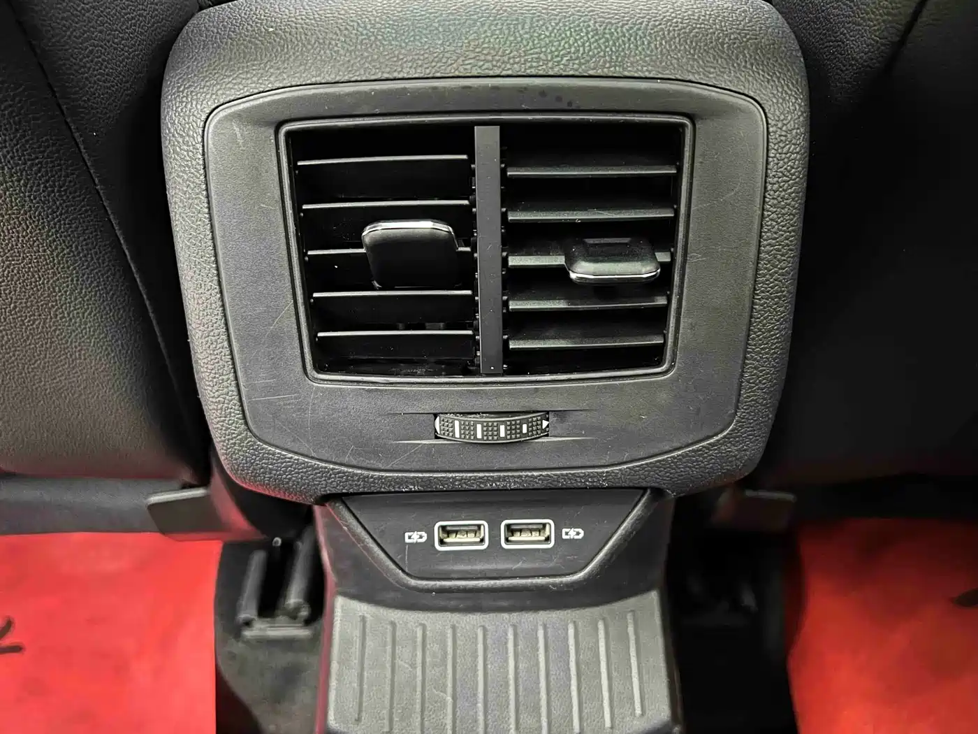 Volkswagen T-ROC 2022 280TSI DSG 2WD Comfort PLUS фото 18