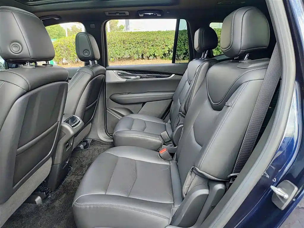 Cadillac XT6 2022 2.0T 6-Seater 4WD Luxury Edition фото 8
