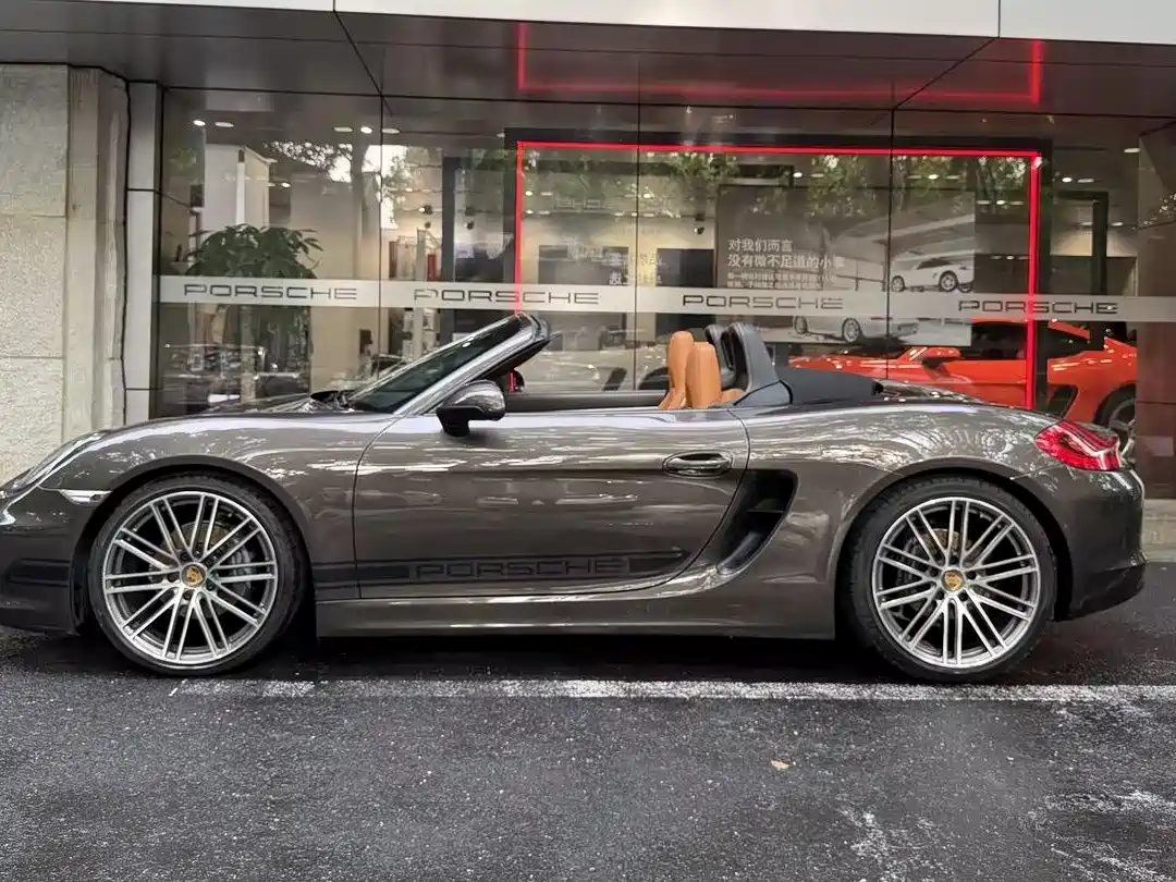 Porsche Boxster 2015 Boxster Style Edition 2.7L фото 4