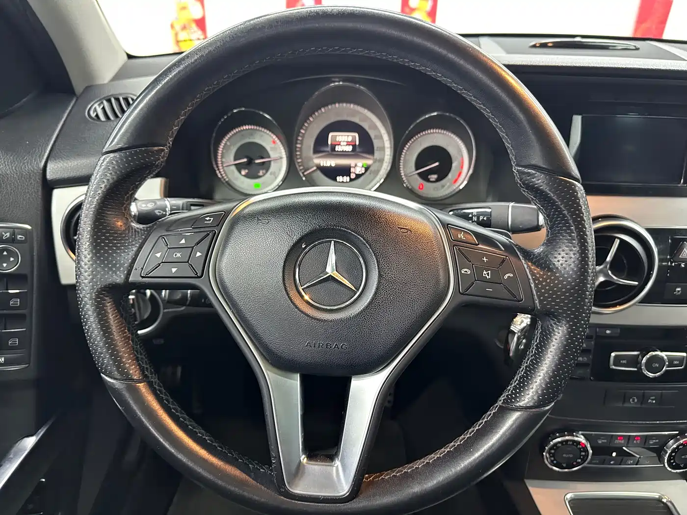 Mercedes-Benz GLK-Class 2013 GLK 300 4MATIC Luxury фото 12