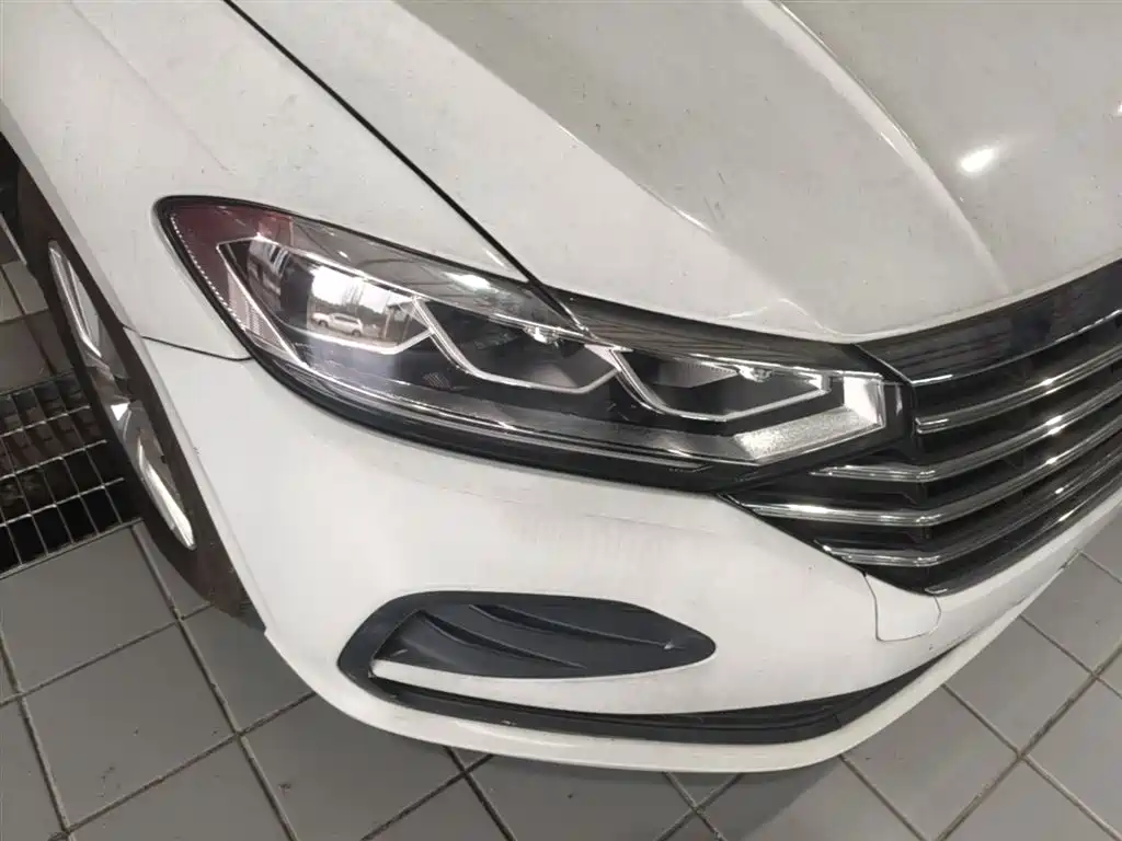 Volkswagen Lavida 2023 1.5L Auto Delight Edition фото 13
