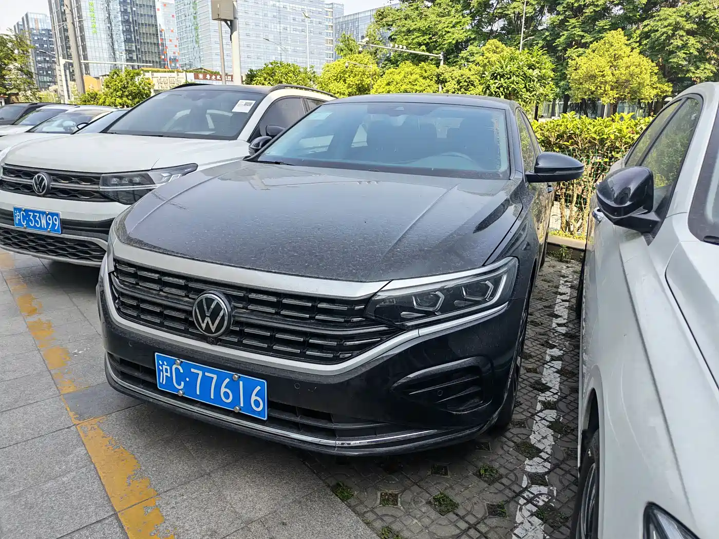Volkswagen Passat 2025 Outstanding 380TSI Dragon Glory Edition