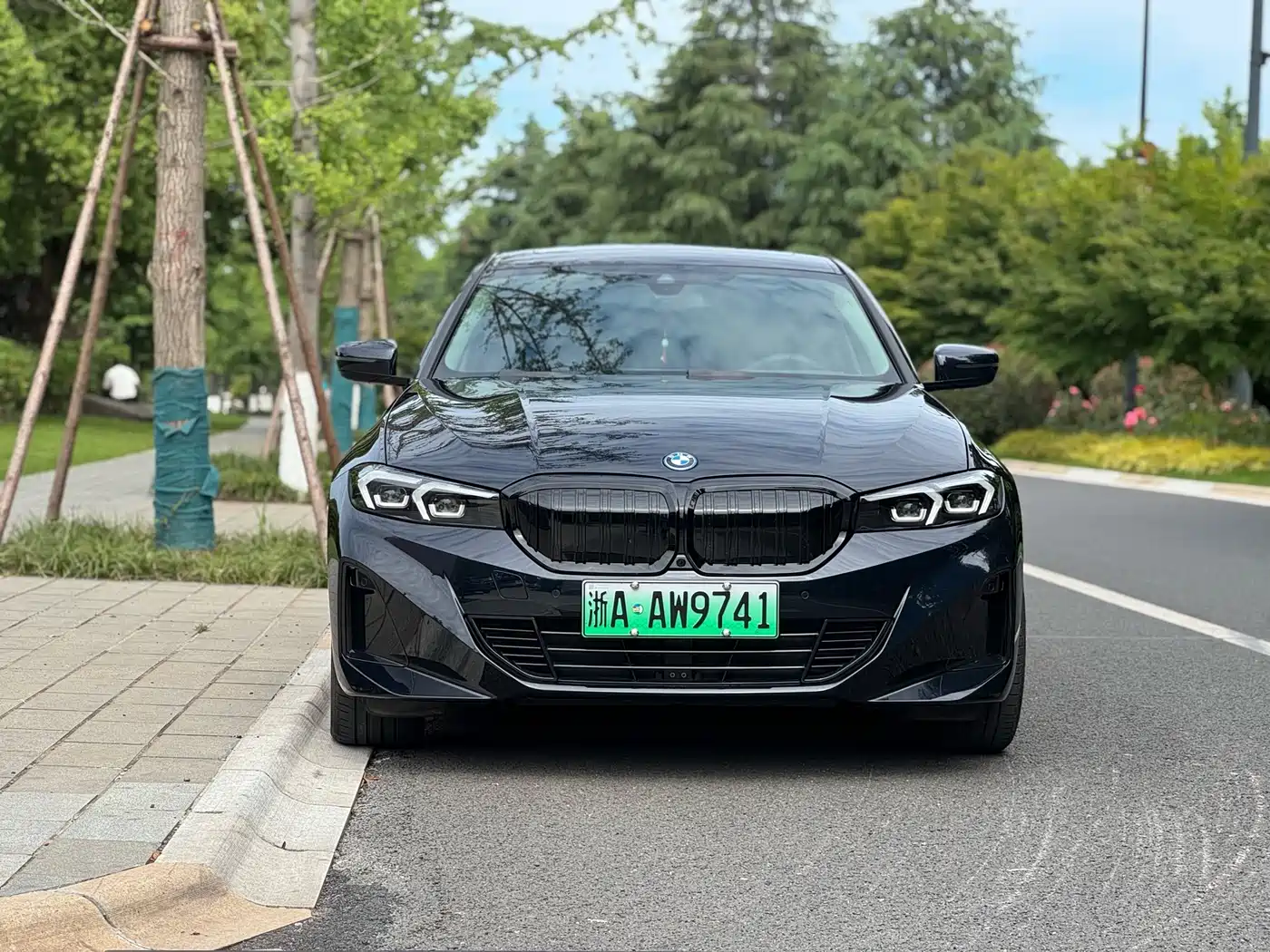 BMW i3 2024 eDrive 35 L фото 3