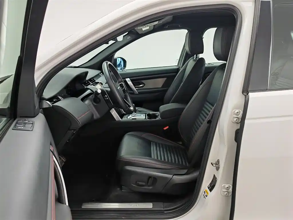 Land Rover Discovery Sport 2022 249PS Metropolis Edition 5-Seater фото 10