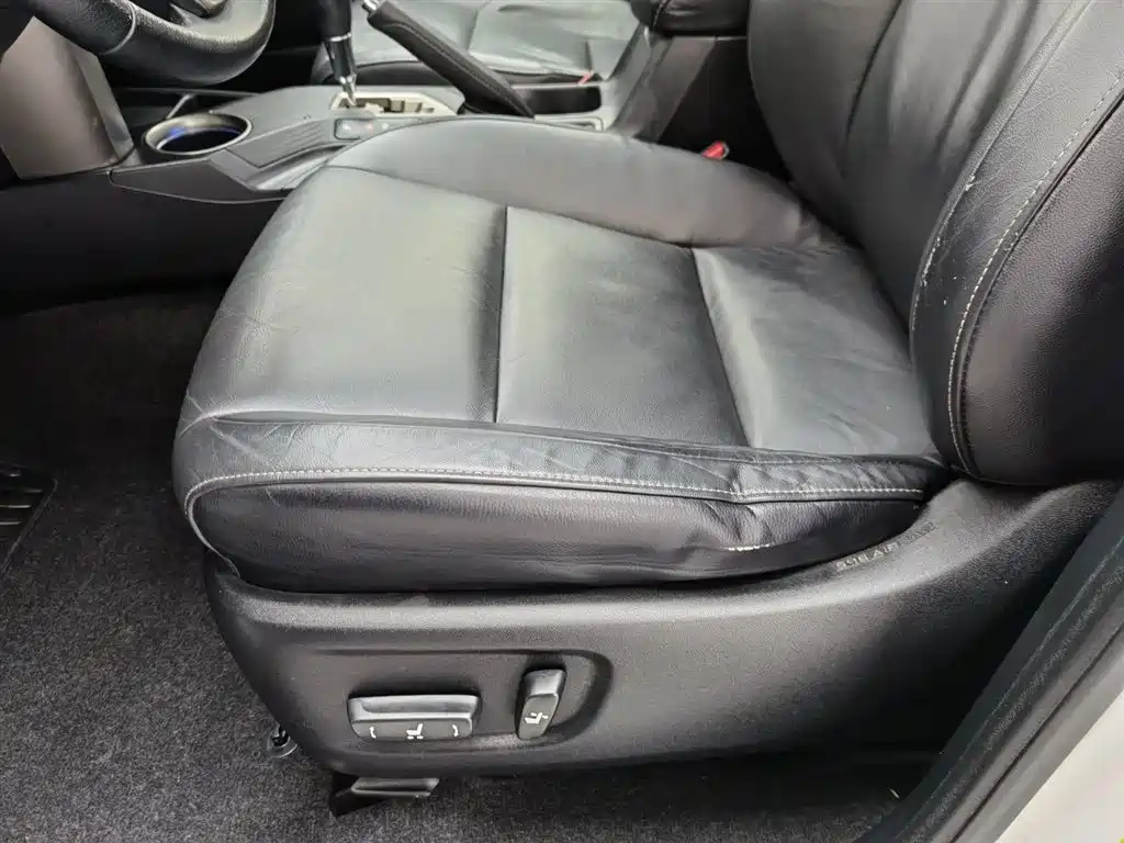 Toyota RAV4 Rongfang 2013 2.5L Auto 4WD Luxury фото 20