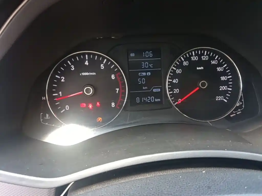 FAW Senya R7 2017 2016 1.6L Manual Luxury