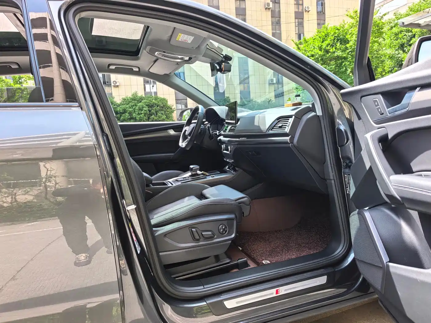 Audi Q5L 2022 40T Luxury Dynamic фото 12