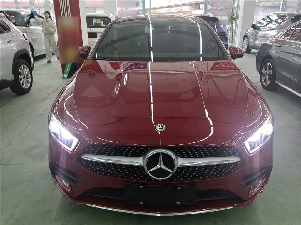 Mercedes-Benz A-Class 2022 A 200 L Sport Sedan Dynamic фото 3